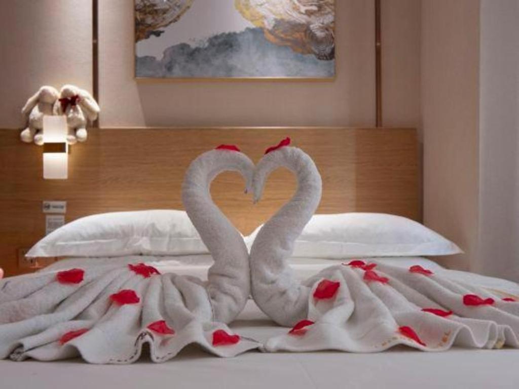 T Social Hotel Guangzhou Railway Station Branch Esterno foto