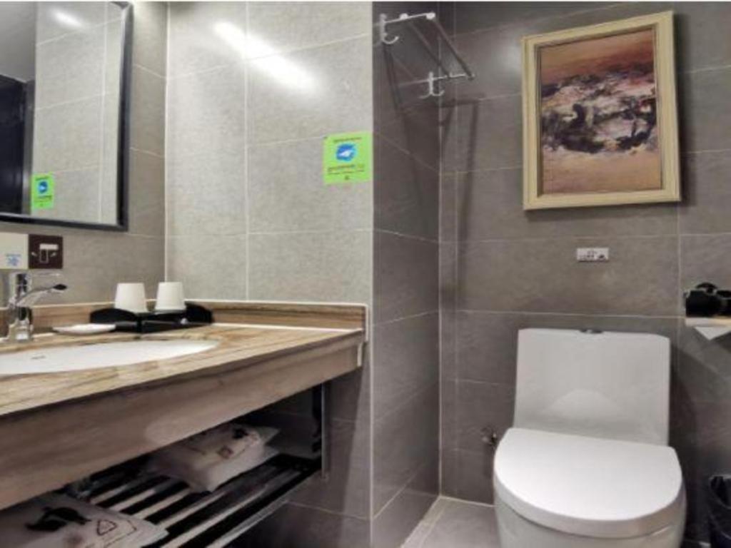T Social Hotel Guangzhou Railway Station Branch Esterno foto