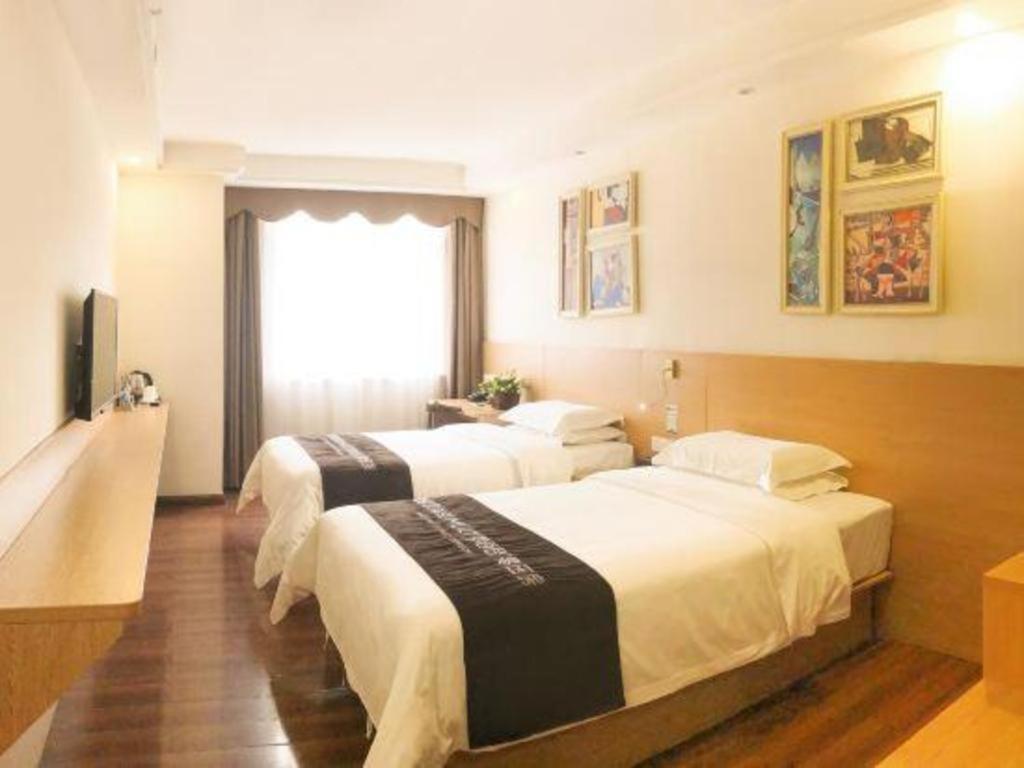 T Social Hotel Guangzhou Railway Station Branch Esterno foto
