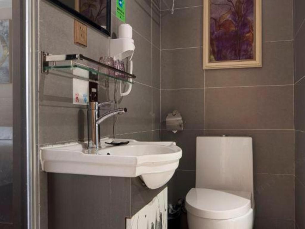 T Social Hotel Guangzhou Railway Station Branch Esterno foto